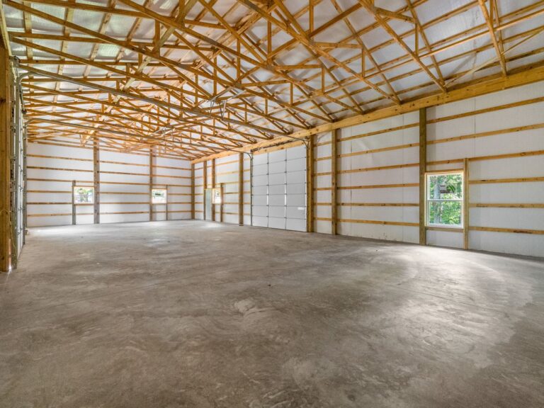 30×60×12 Garage pole barn kit, photo 7