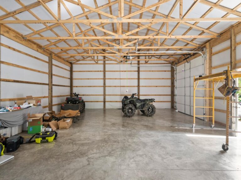 30×40×12 Extended Gable pole barn kit, photo 7
