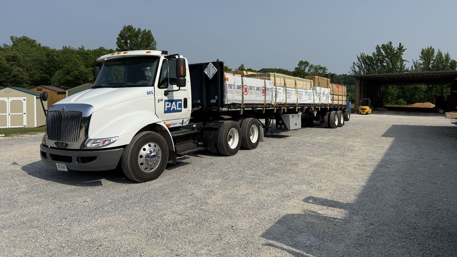 PAC Building Pro truck loaded with lumber at the Waverly, TN yard